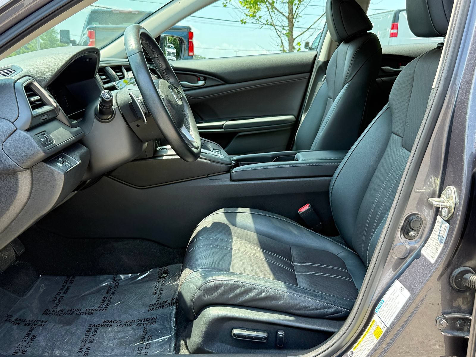Used 2019 Honda Insight Touring image 16