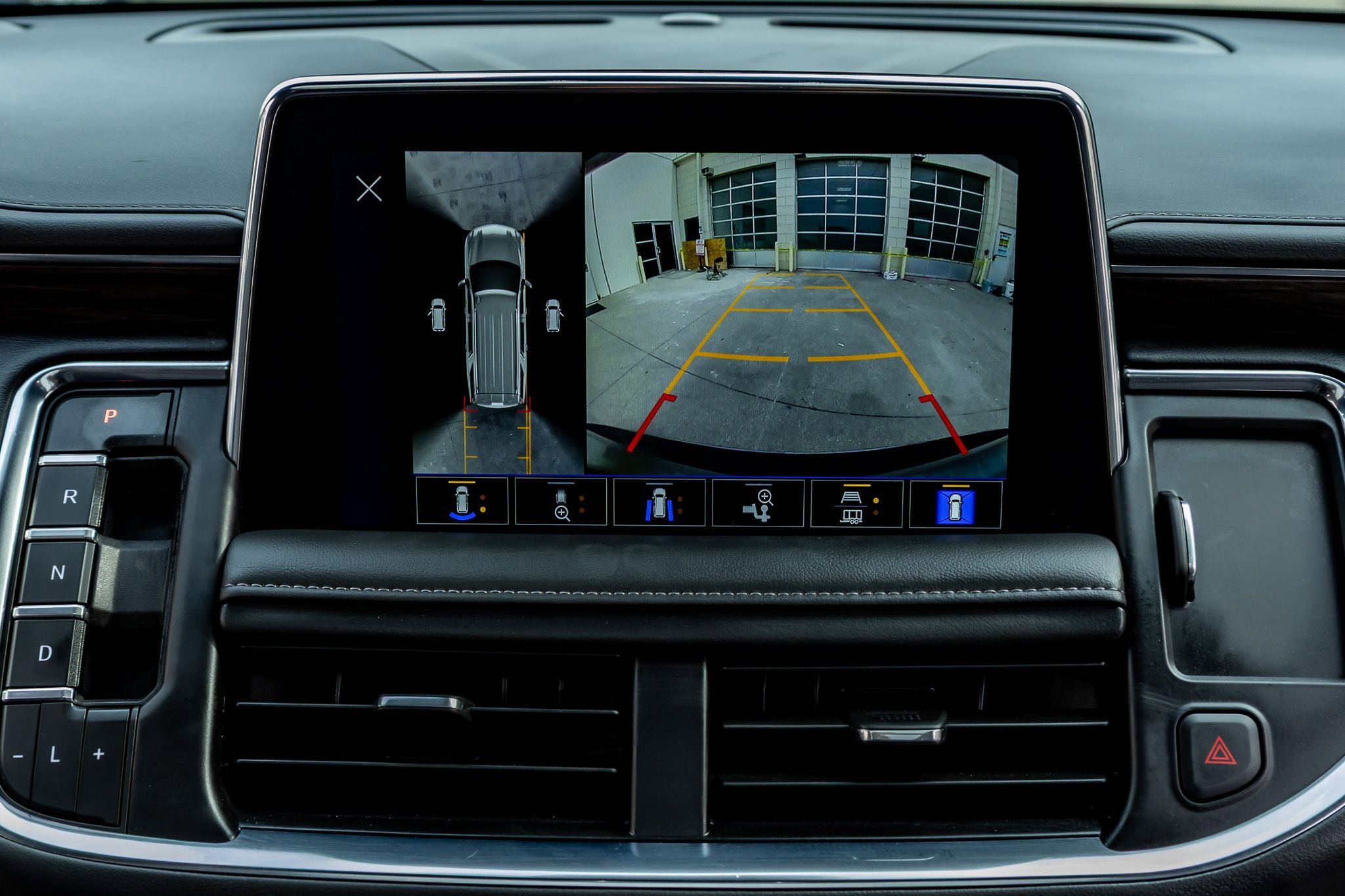 Used 2023 Chevrolet Tahoe LT w/ LT Signature Plus Package image 26