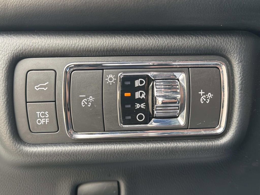 Used 2022 Lincoln Nautilus Reserve image 31