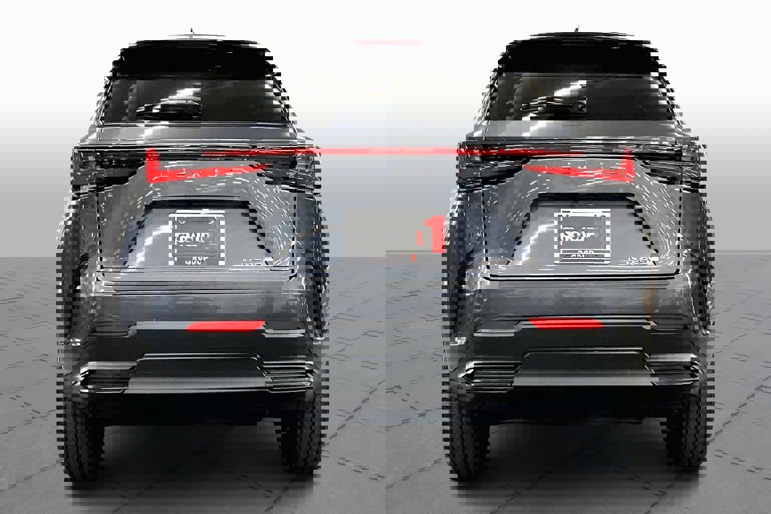 Used 2024 Lexus NX 250 FWD image 4