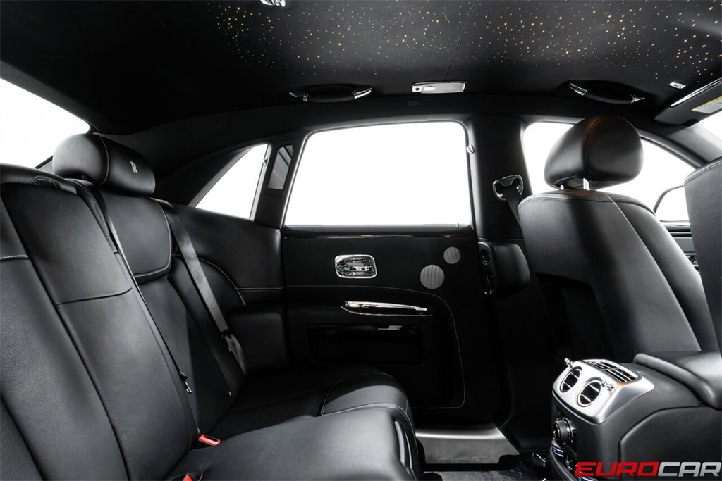 Used 2019 Rolls-Royce Ghost image 40