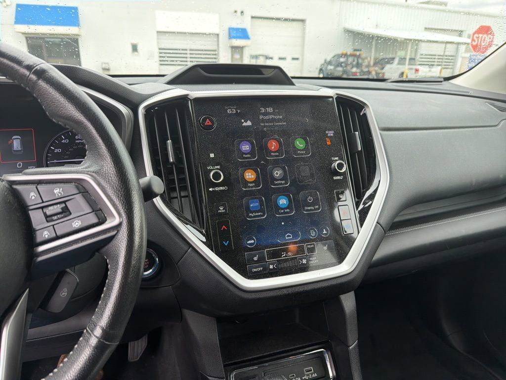 Used 2023 Subaru Ascent Limited image 3