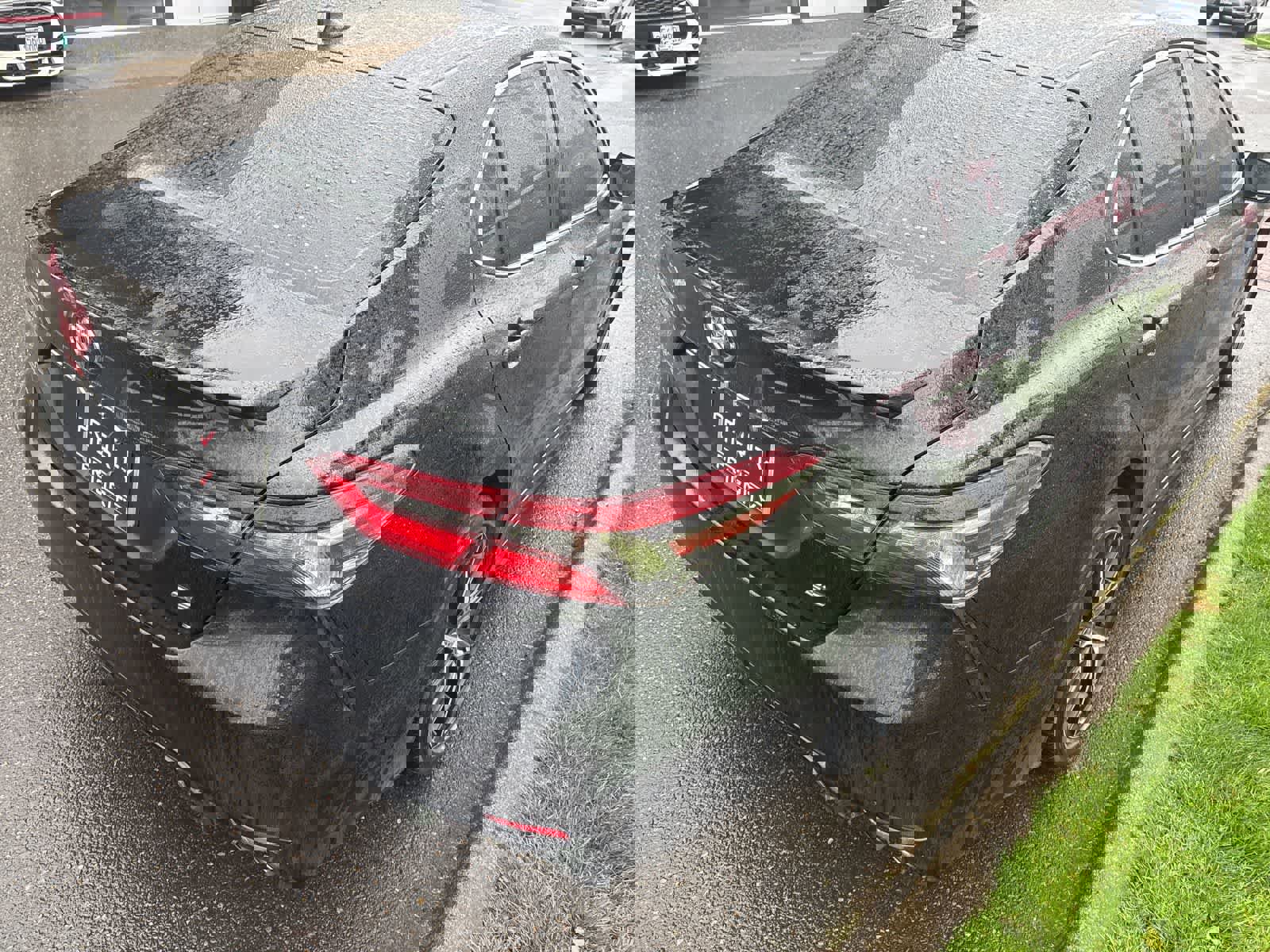 Used 2022 Toyota Camry SE FWD image 8