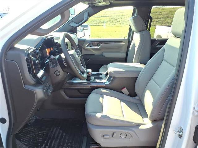 New 2026 Chevrolet Silverado 1500 LTZ w/ Technology Package AWD/4WD image 16