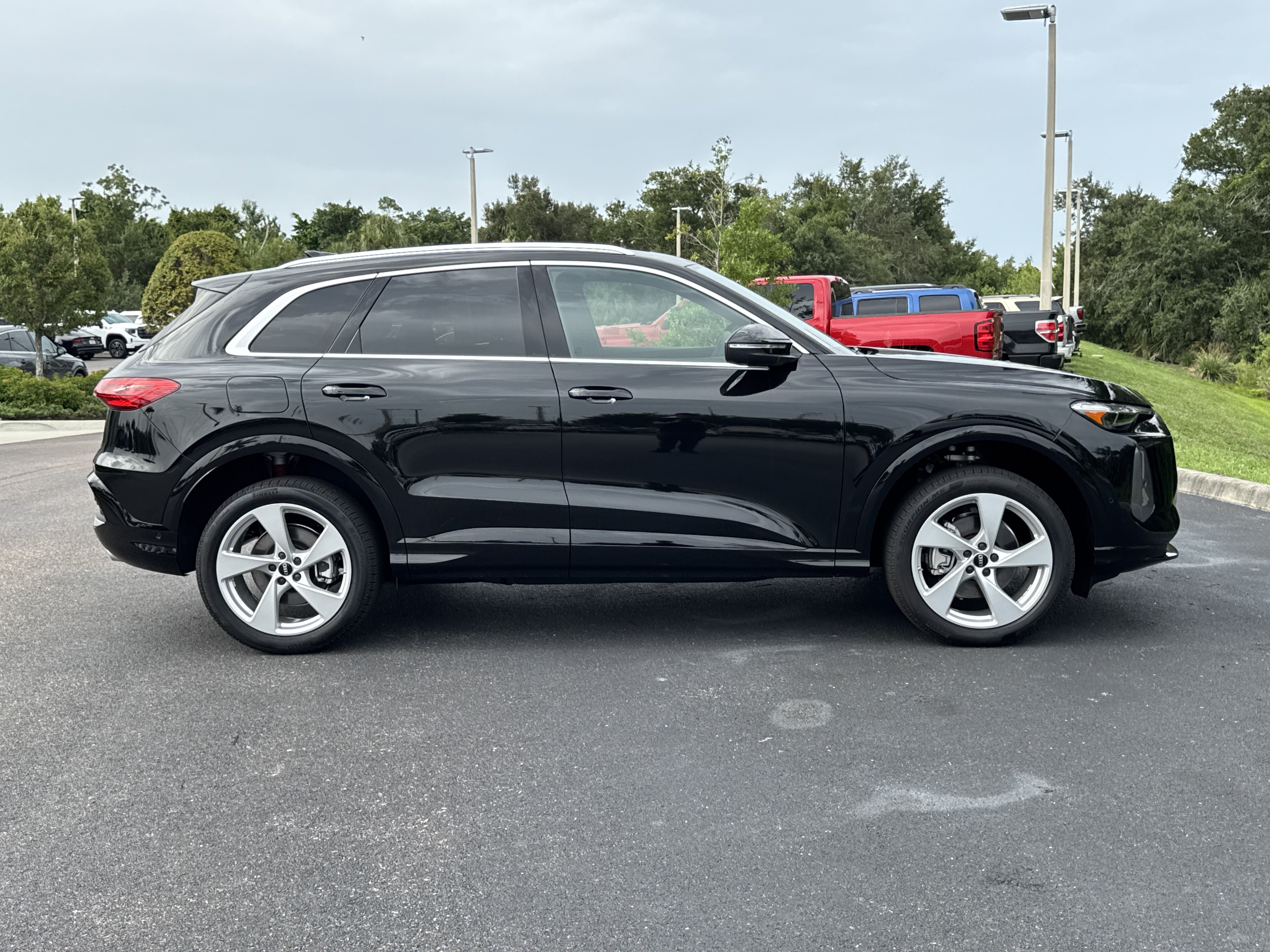 New 2026 Audi Q5 Premium Plus AWD/4WD image 3