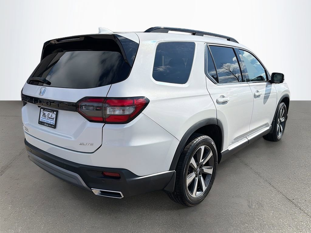 Used 2023 Honda Pilot Elite image 4