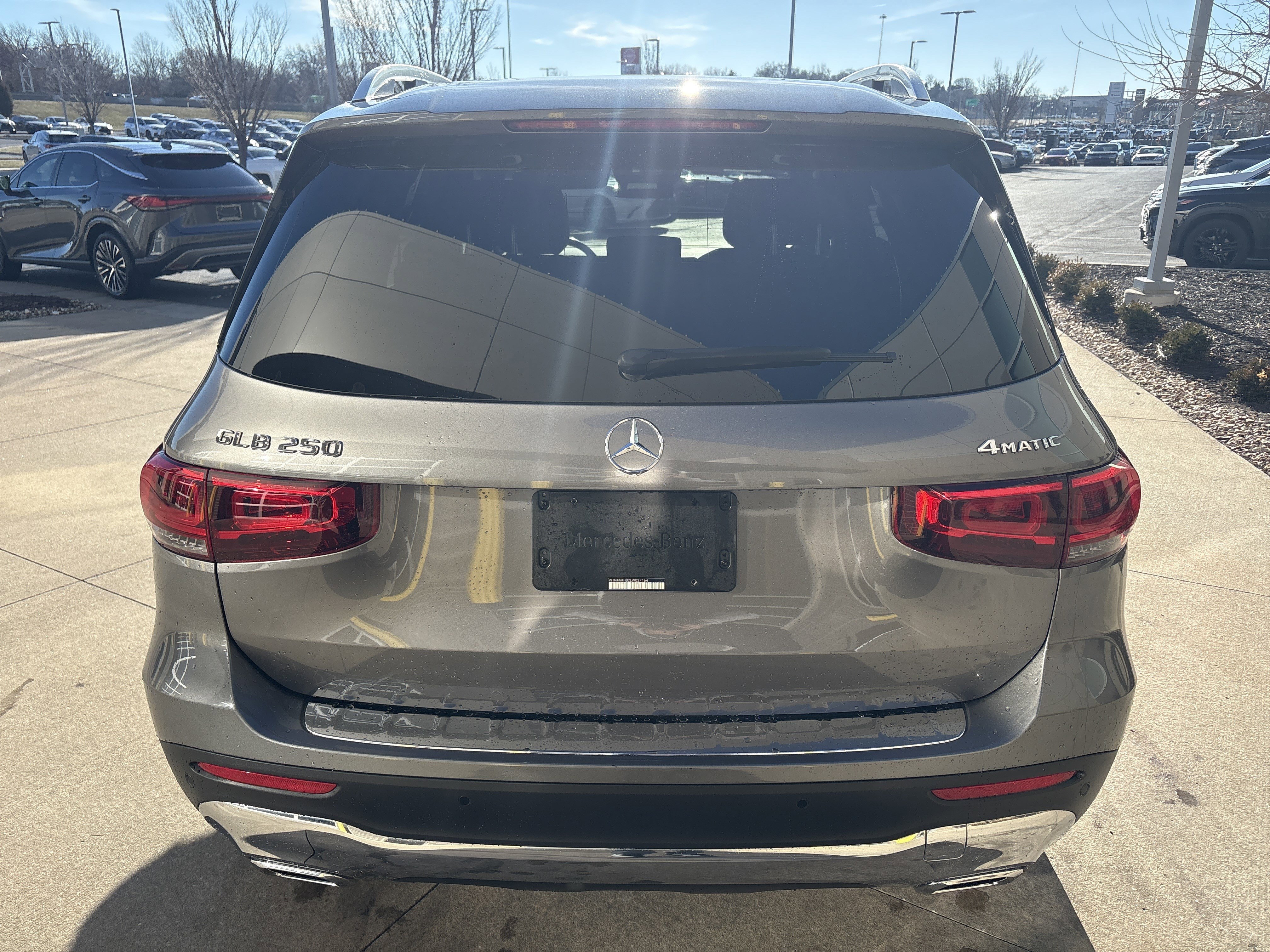 Used 2020 Mercedes-Benz GLB 250 4MATIC image 9