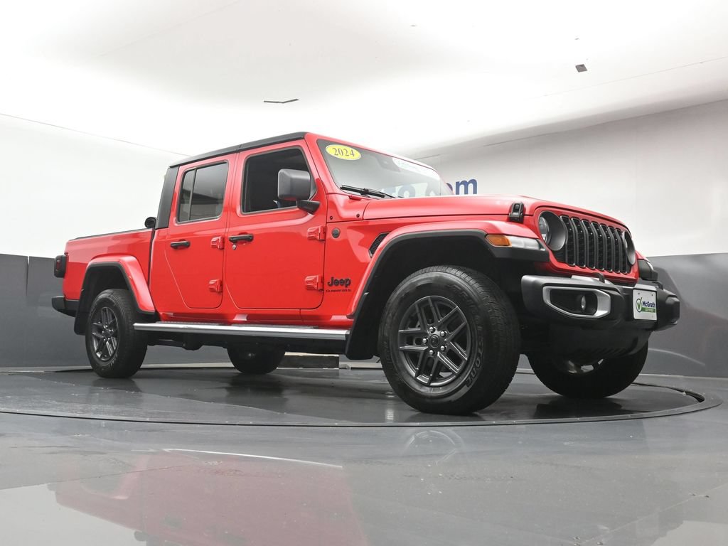 Used 2024 Jeep Gladiator Sport AWD/4WD image 26