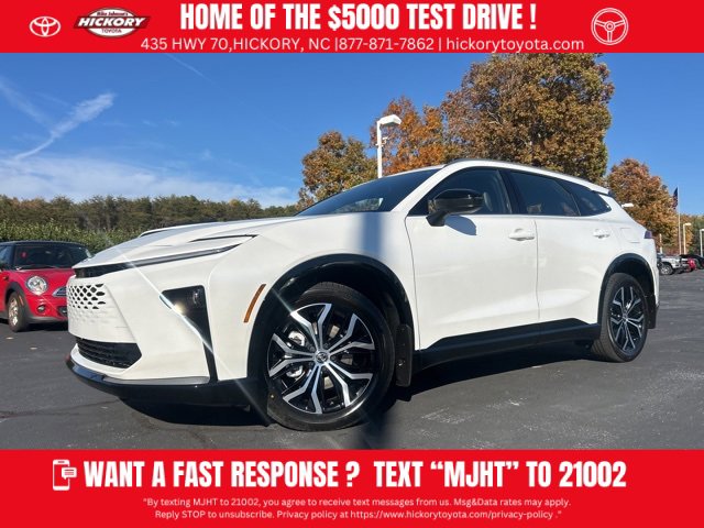 New 2025 Toyota Crown Signia