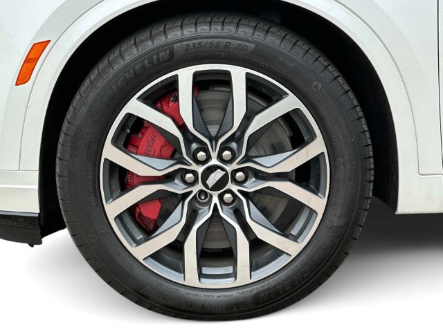 Used 2023 Cadillac XT6 Sport w/ LPO, Floor Liner Package AWD/4WD image 10
