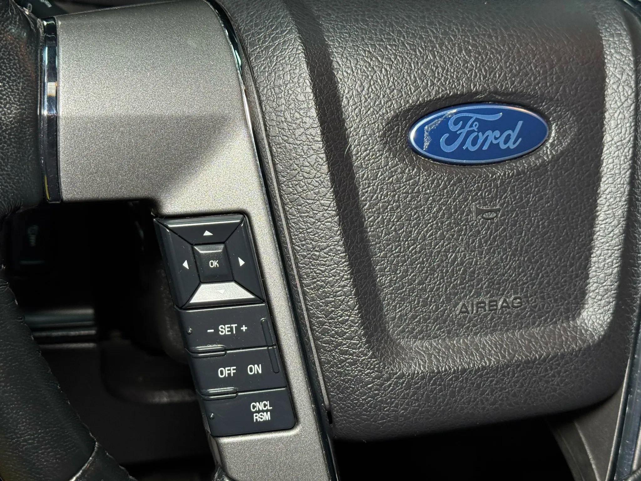 Used 2015 Ford Expedition EL Platinum image 44