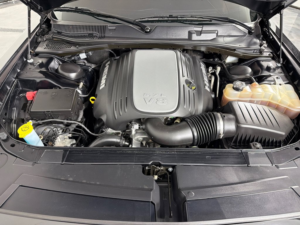 Used 2021 Dodge Challenger R/T w/ Performance Handling Group RWD image 24