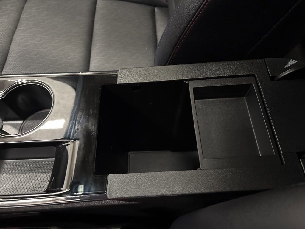 Used 2025 Chevrolet Equinox RS image 18