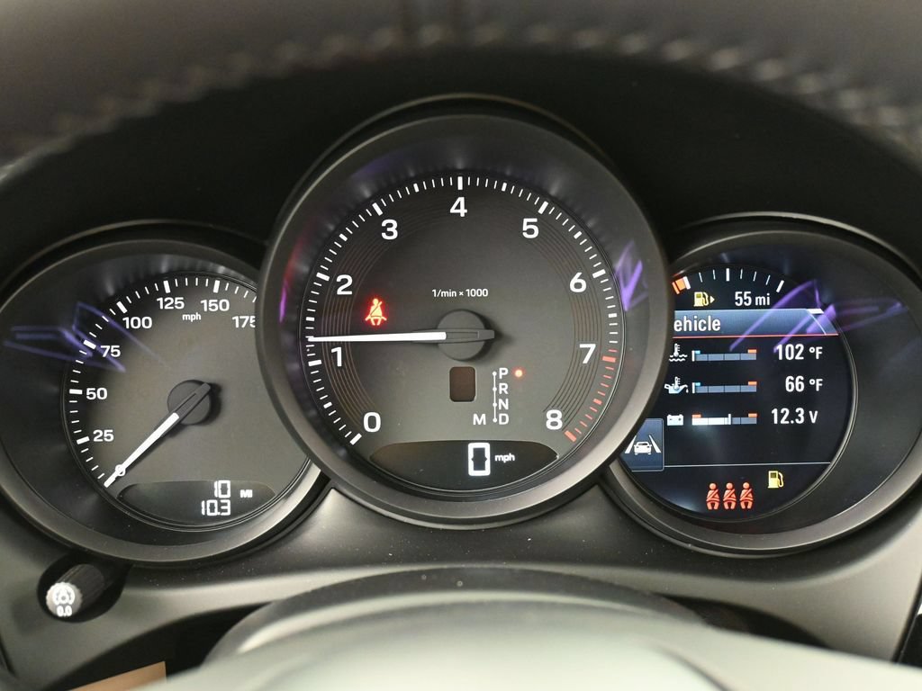 Certified 2026 Porsche Macan AWD/4WD image 19