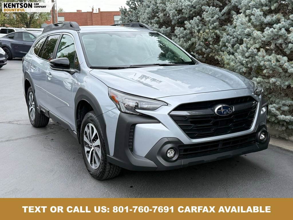 Used 2025 Subaru Outback Premium AWD/4WD image 11