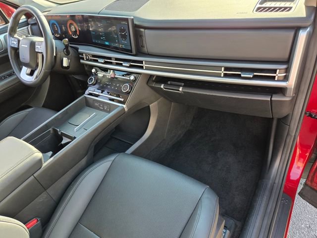 Used 2025 Hyundai Santa Fe SEL FWD image 18