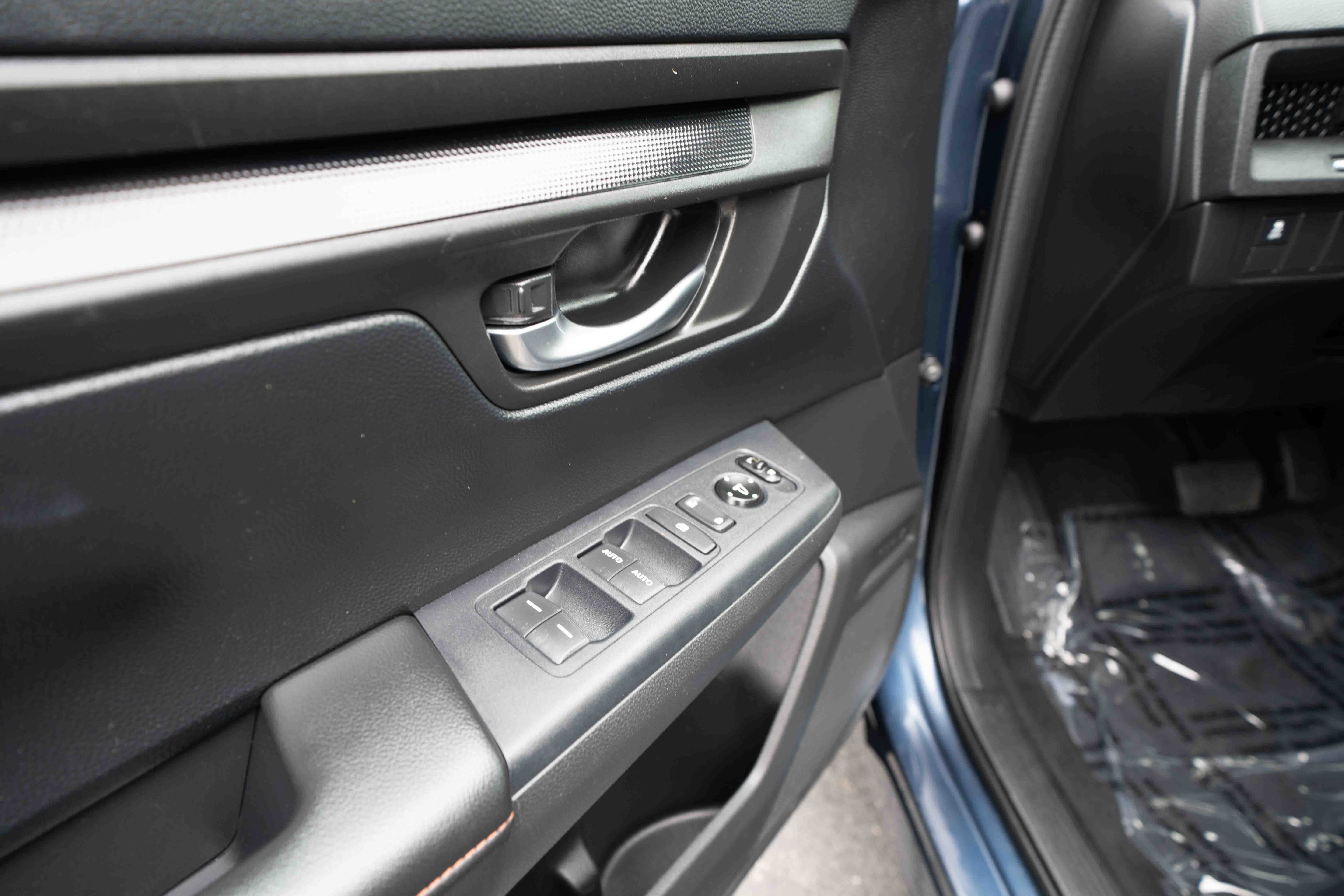 Certified 2024 Honda CR-V Sport image 7