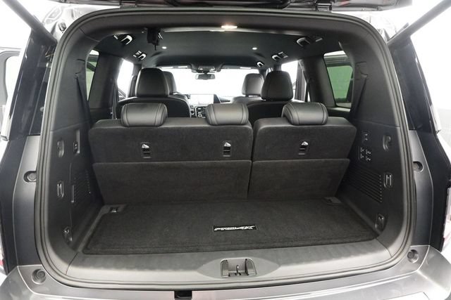 Used 2026 Nissan Armada PRO-4X w/ Captain's Chari Seat Package AWD/4WD image 14