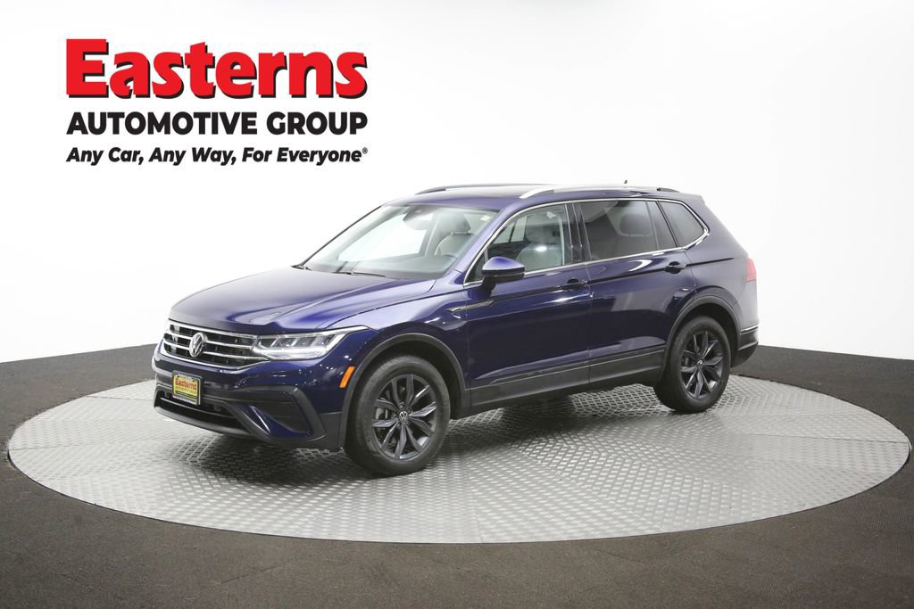 Used 2023 Volkswagen Tiguan SE AWD/4WD image 56