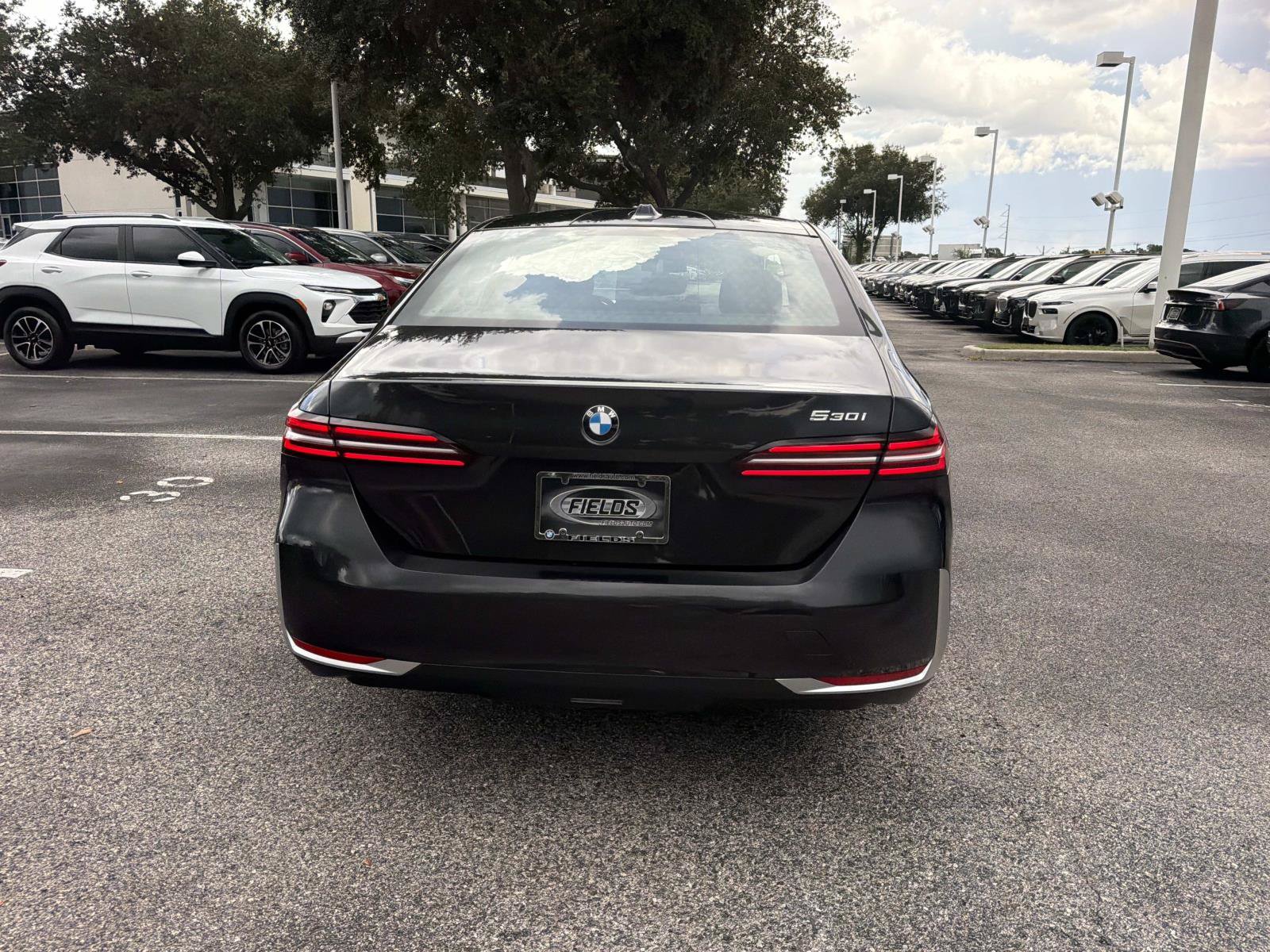 Used 2025 BMW 530i RWD image 5