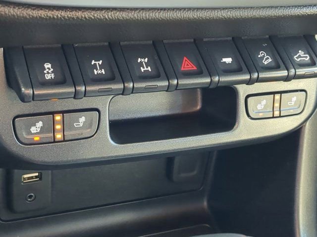 Used 2018 Chevrolet Colorado ZR2 image 14