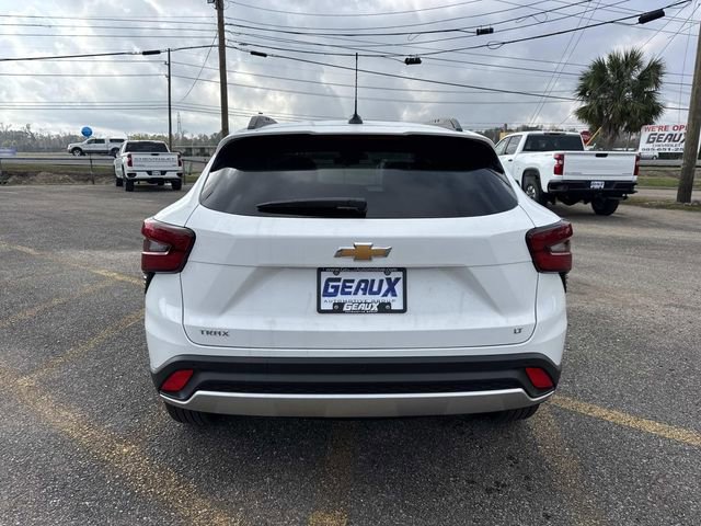 New 2026 Chevrolet Trax LT w/ Driver Confidence Package image 14