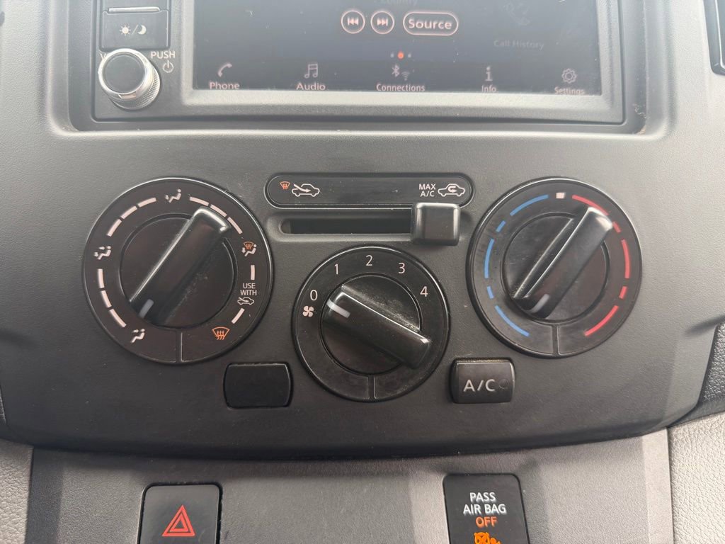 Used 2020 Nissan NV200 S FWD image 25