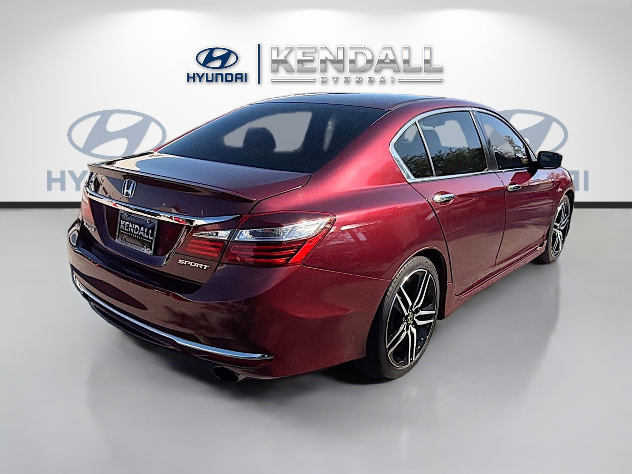 Used 2016 Honda Accord Sport image 6