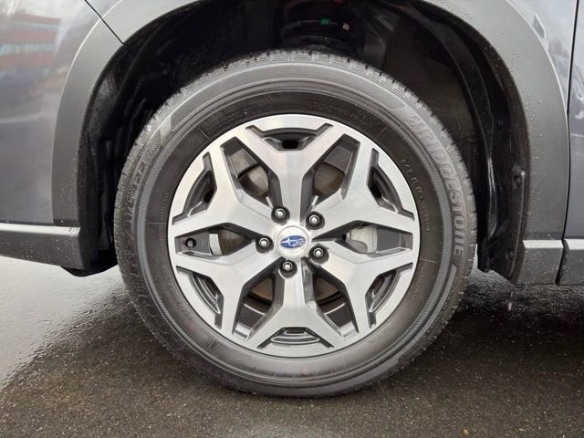 Used 2023 Subaru Forester Premium image 27
