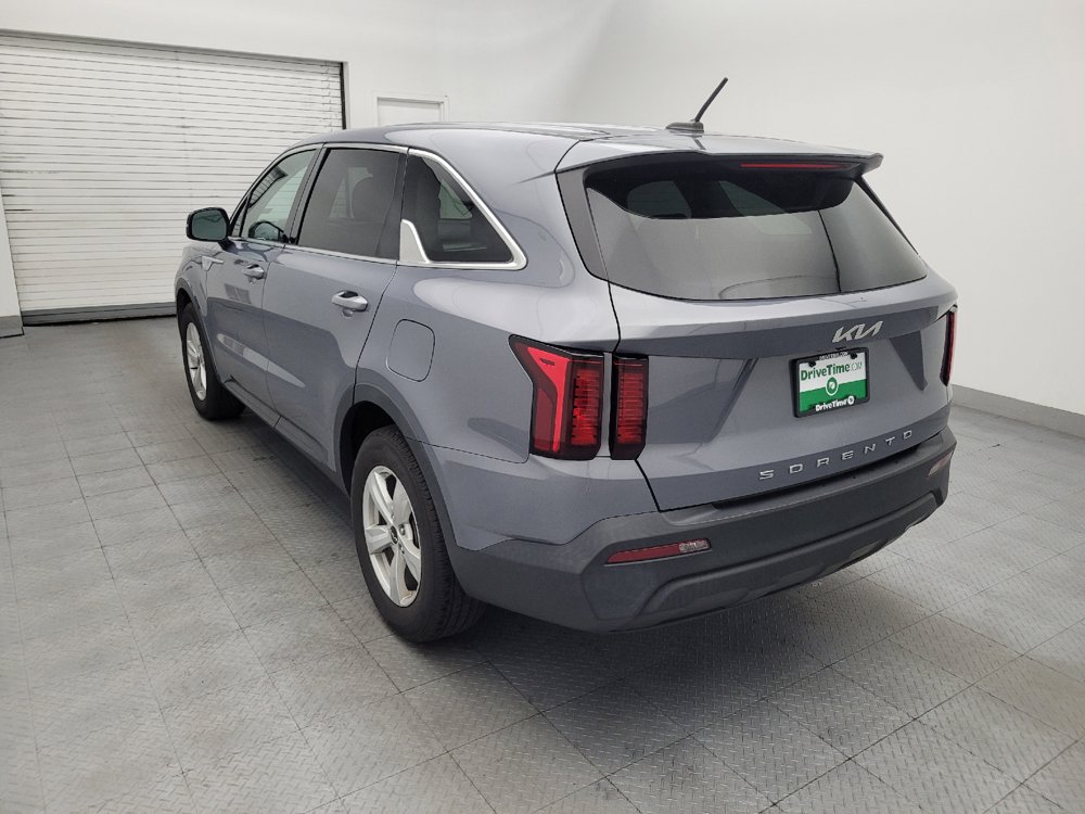 Used 2022 Kia Sorento LX FWD image 5