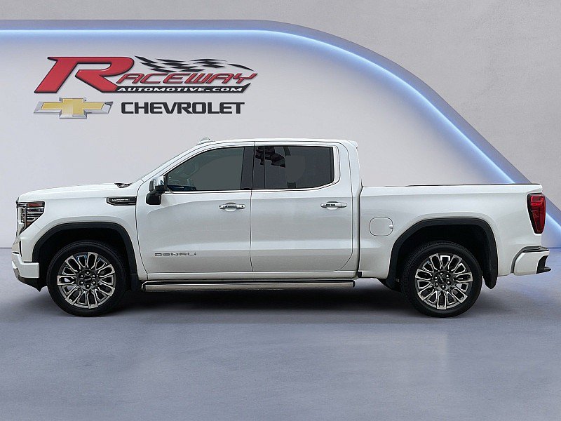 Used 2024 GMC Sierra 1500 Denali Ultimate AWD/4WD image 2