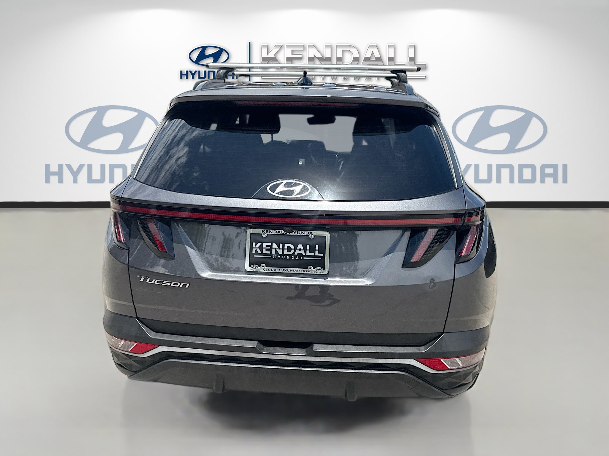 Used 2022 Hyundai Tucson SEL FWD image 2