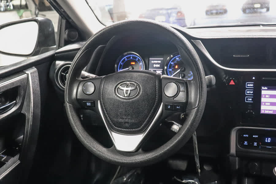 Certified 2019 Toyota Corolla LE FWD image 17