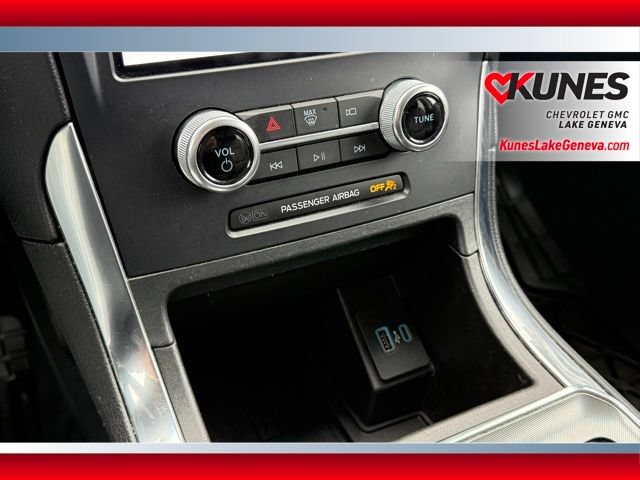 Used 2022 Ford Edge Titanium AWD/4WD image 31