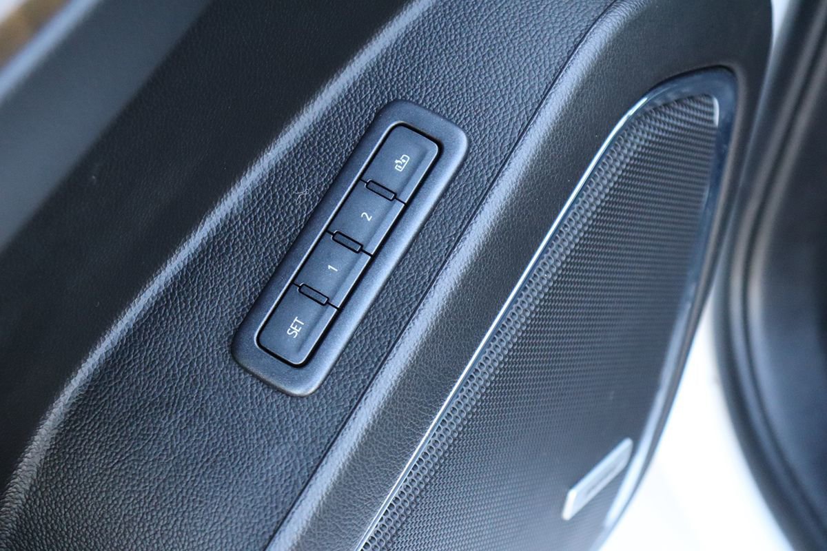 Used 2019 GMC Yukon Denali w/ Denali Ultimate Package image 42