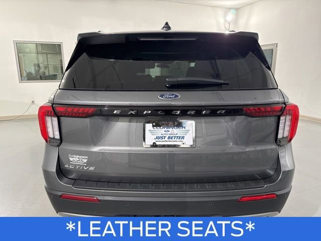 Used 2025 Ford Explorer Active w/ Active Comfort Package image 9