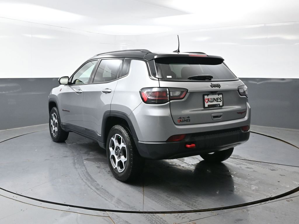 Used 2022 Jeep Compass Trailhawk w/ Trailhawk Elite Group image 12