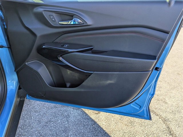 New 2026 Chevrolet Trax RS w/ Sunroof Package image 34