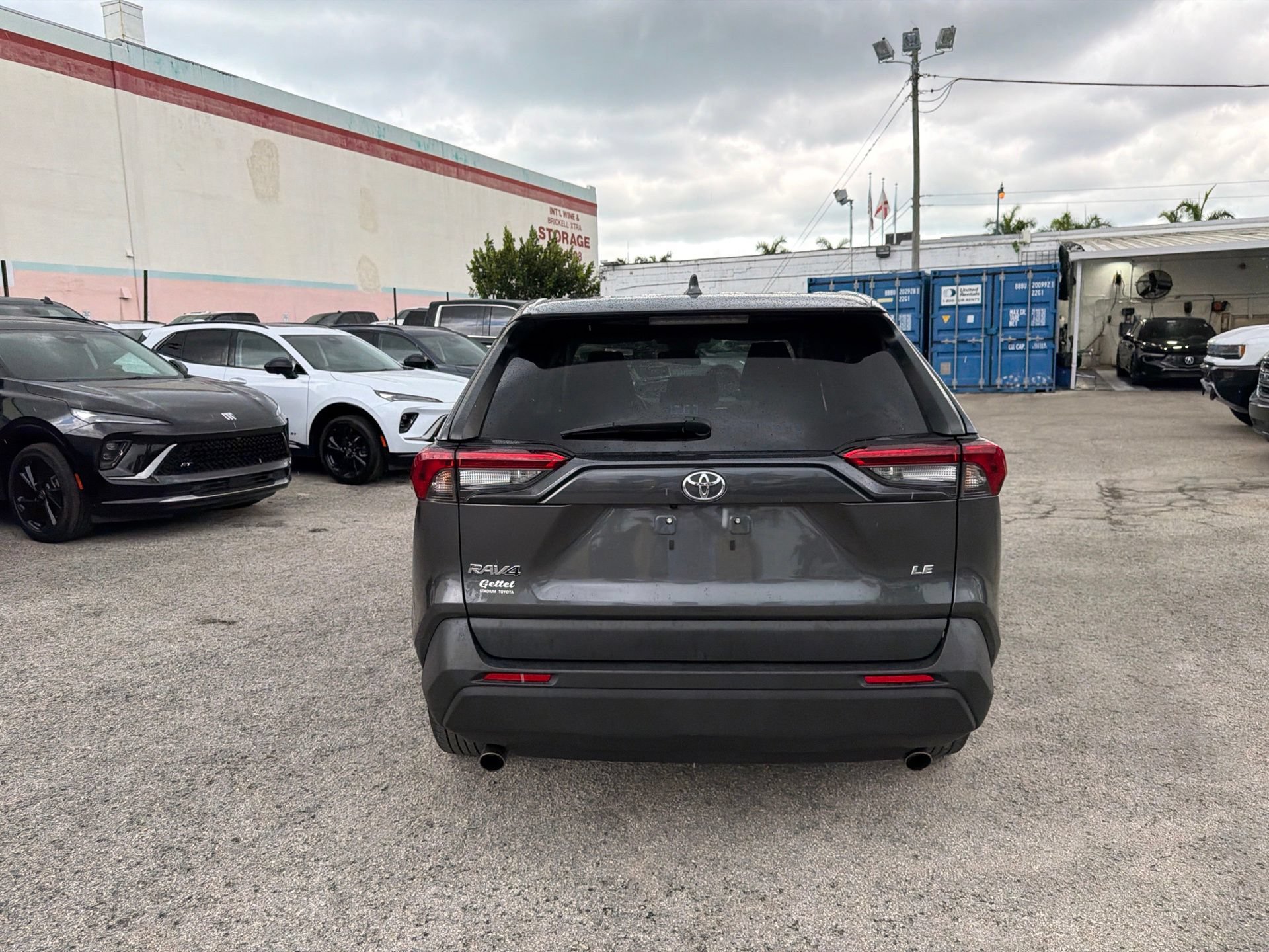 Used 2022 Toyota RAV4 LE FWD image 13