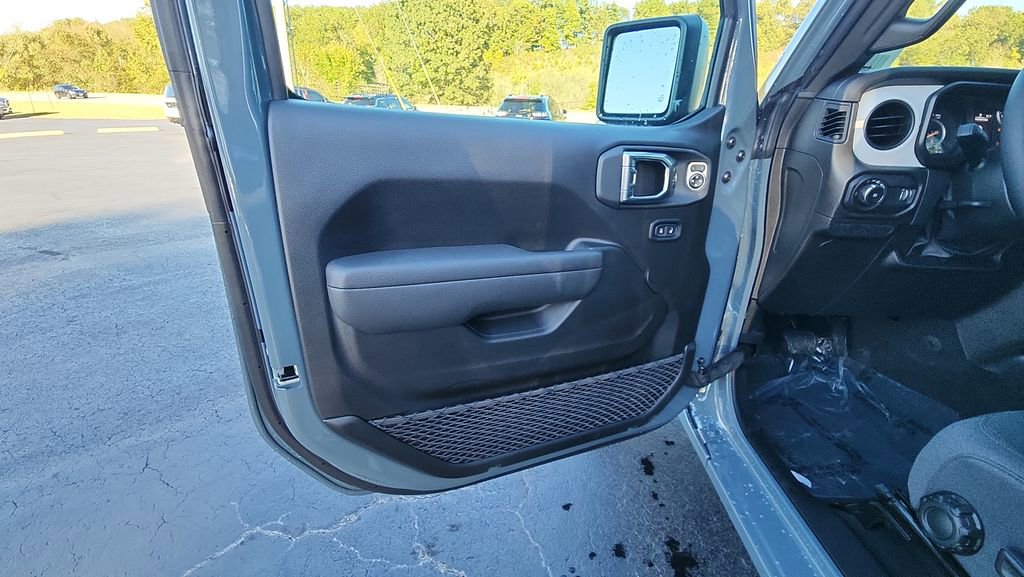 New 2026 Jeep Wrangler Sport S image 19