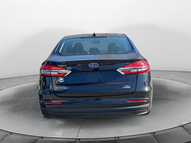 Used 2020 Ford Fusion SE image 4