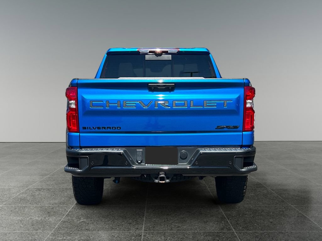 Used 2022 Chevrolet Silverado 1500 ZR2 w/ Technology Package image 6