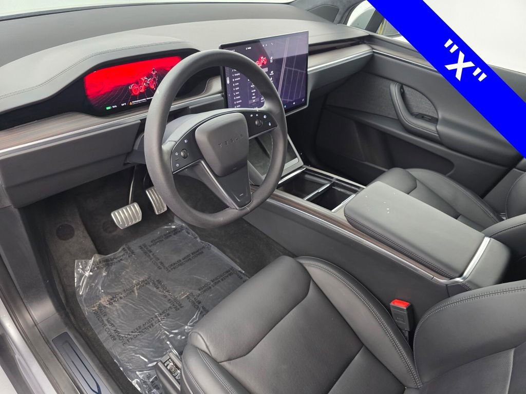 Used 2024 Tesla Model X image 10
