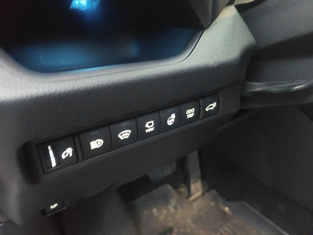 Used 2024 Toyota RAV4 XSE image 9