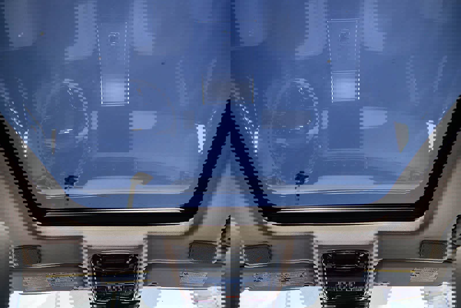 Used 2025 Land Rover Range Rover Velar Dynamic SE image 16