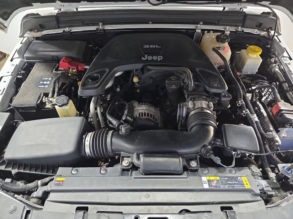 Used 2021 Jeep Gladiator Overland w/ Advanced Safety Group image 28