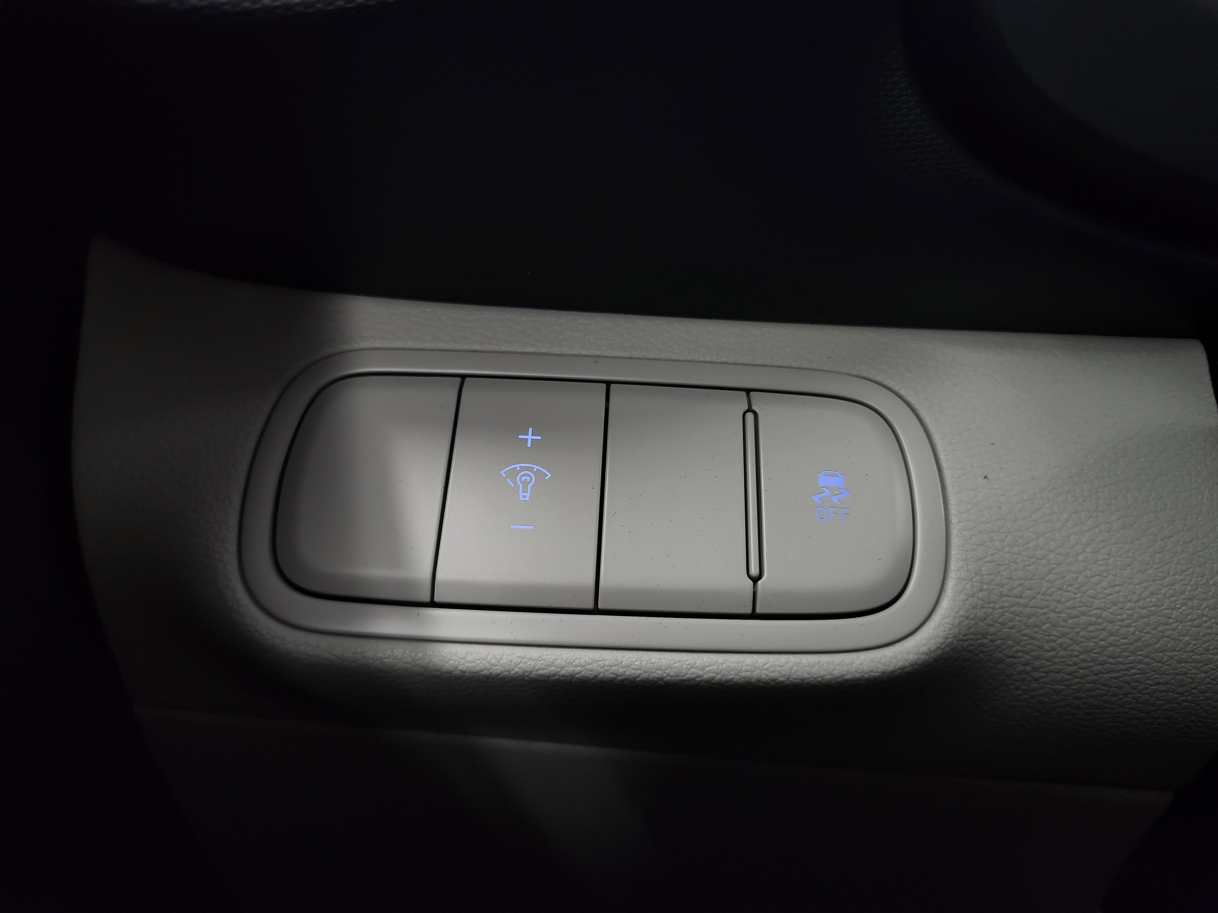 New 2026 Hyundai Venue SEL image 11