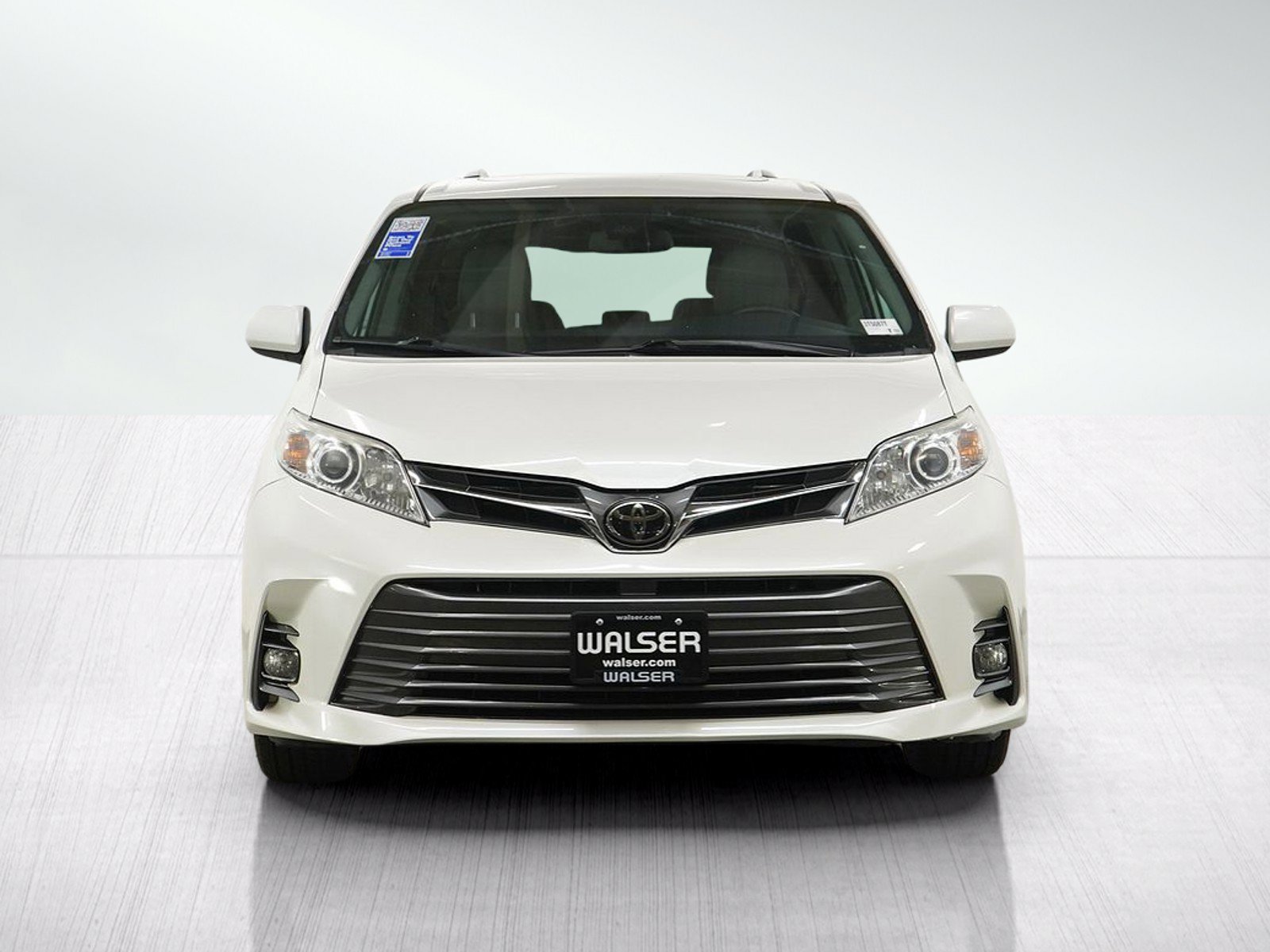 Used 2019 Toyota Sienna XLE Premium AWD/4WD image 8