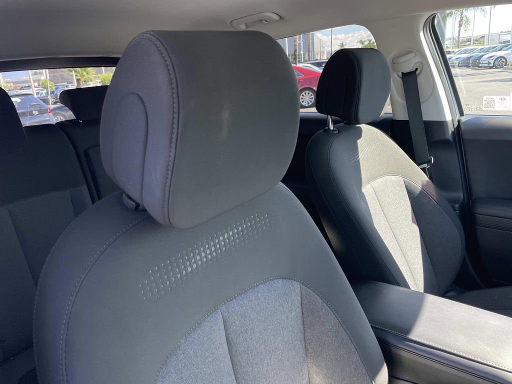 Certified 2025 Hyundai Ioniq 5 SE image 28