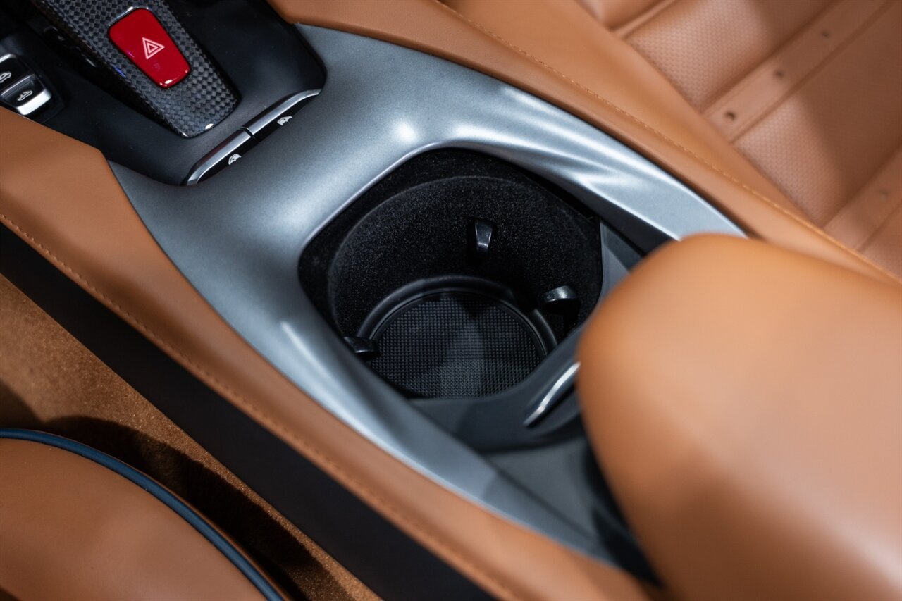 Used 2020 Ferrari Portofino RWD image 54